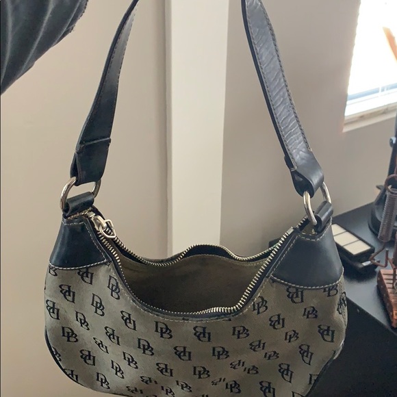 Dooney and Burke signature purse - Picture 2 of 2